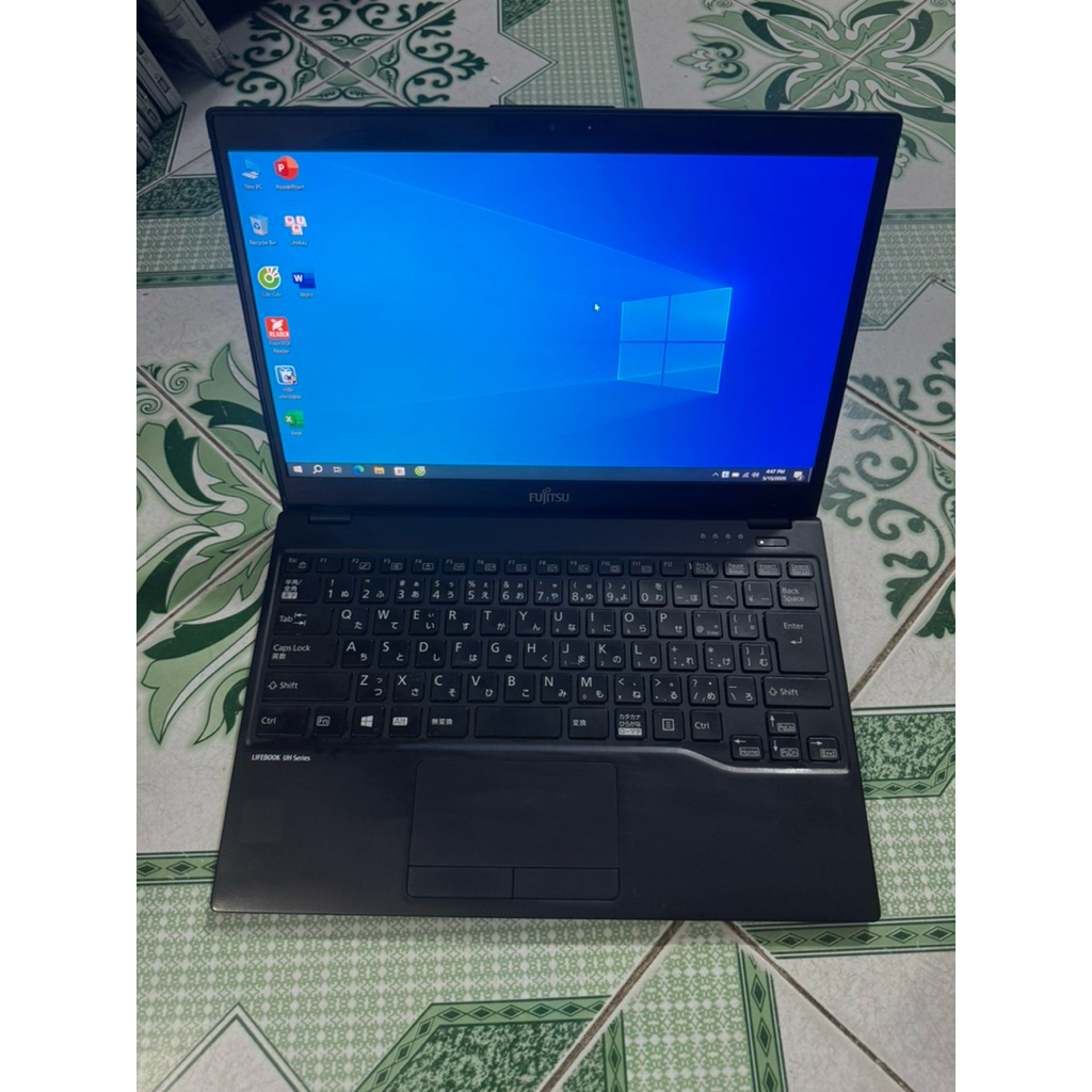laptop fujitsu i7 10510u/8g/ssd 256g