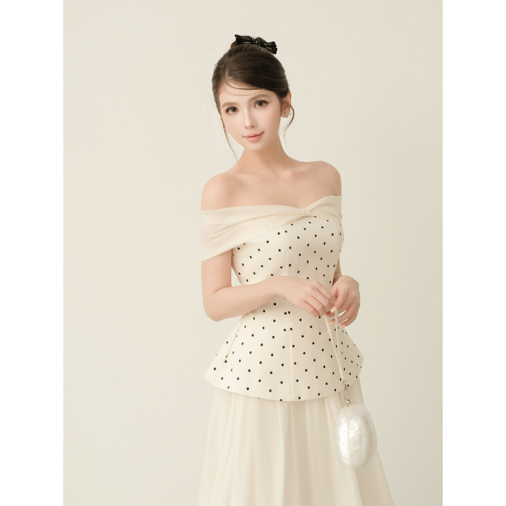 Áo Kiểu Nữ Trễ Vai ELYSNIE Chấm Bi Phối Voan Thanh Lịch Tiểu Thư Coco Top
