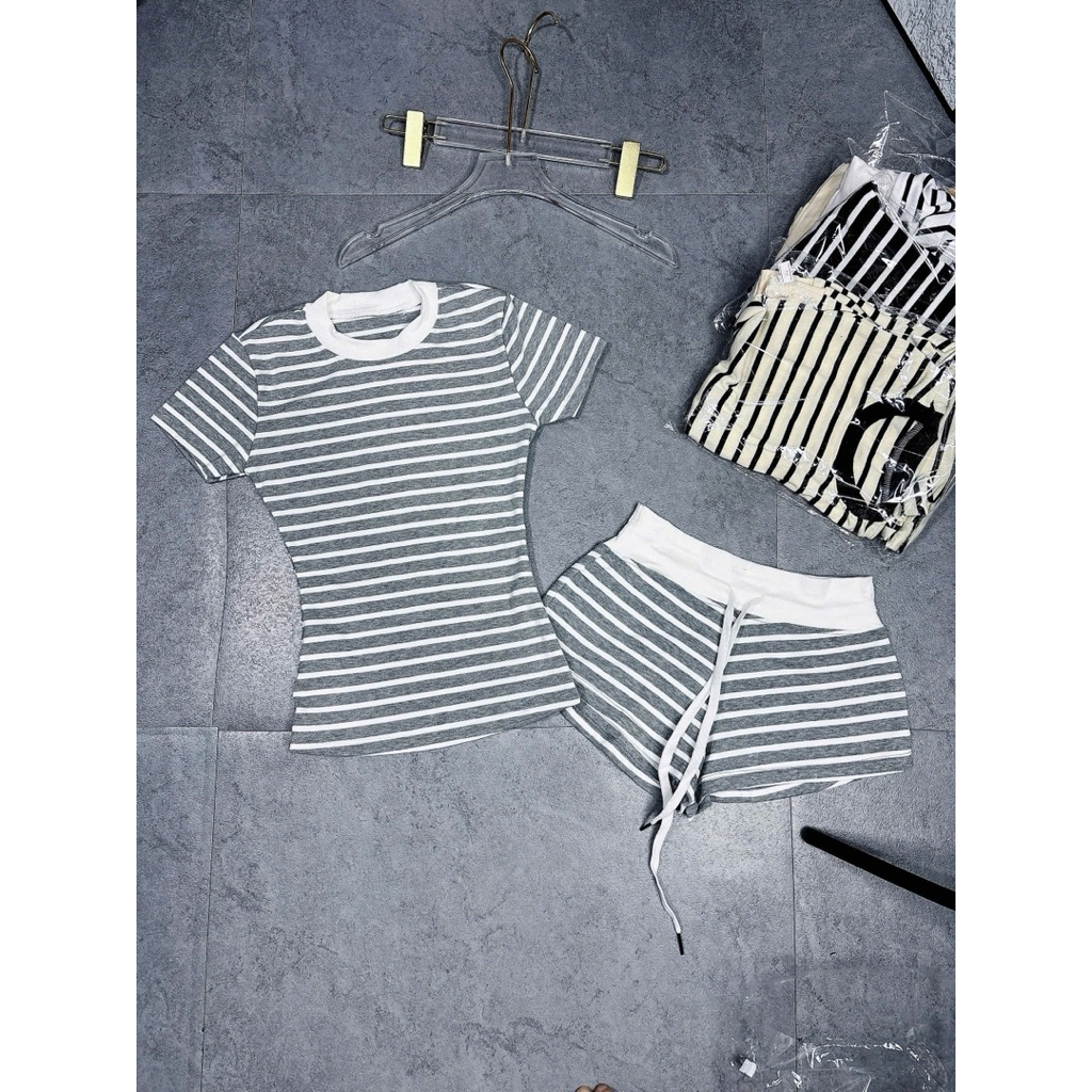 HOẢ TỐC Set đồ nữ sọc ôm body áo thun sọc + quần đùi dây rút form ôm hot trend