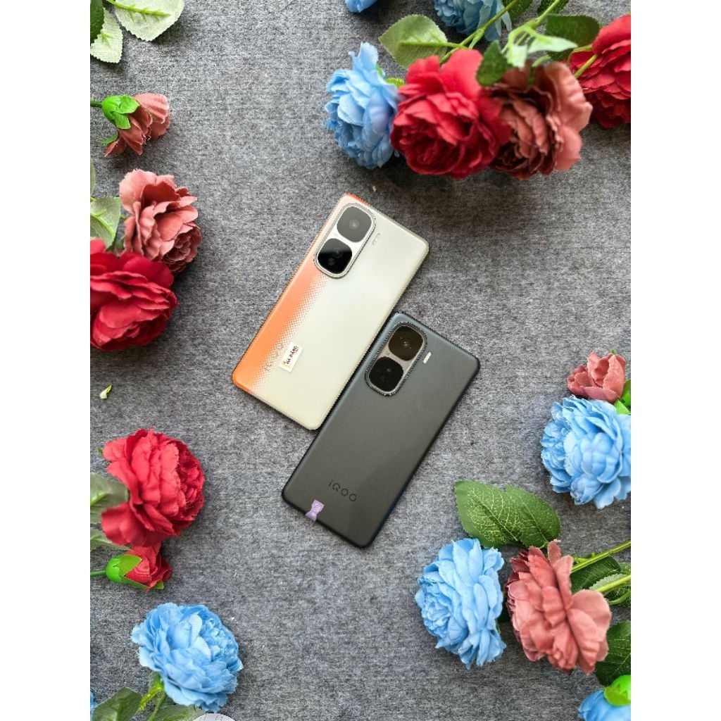 Vivo iQoo Neo 10 5G ( Snapdragon 8 gen 3)