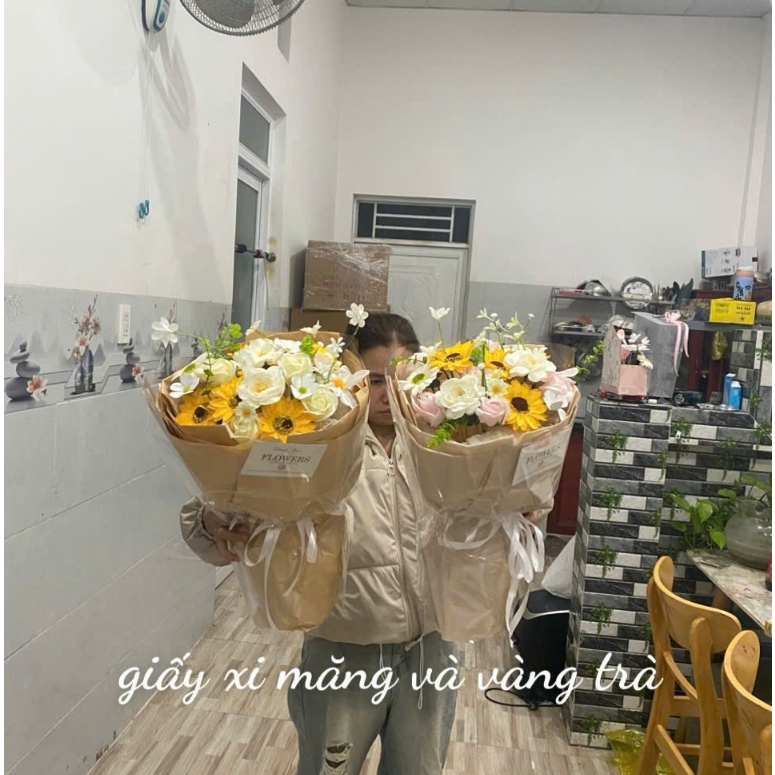BÓ HOA HỒNG SÁP MIX, SÁP HƯƠNG DƯƠNG, HOA LỤA 15 BÔNG BÓ TRÒN TẶNG TỐT NGHIỆP, KỶ YẾU, SINH NHẬT, VALENTINE 14/ 2, 8/3