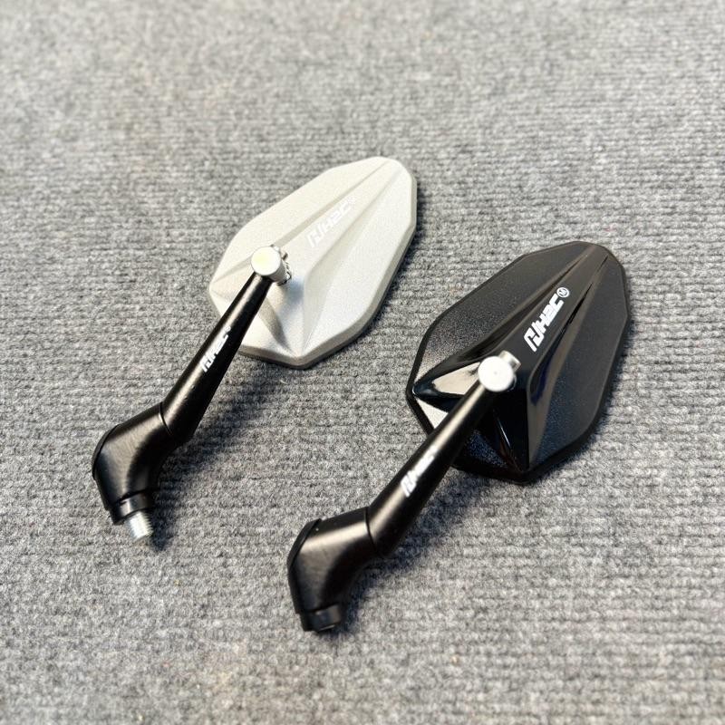 Kính H2c V2 Nhựa gắng mọi dòng xe tặng kèm ốc 10li (giá 1 kính trái)