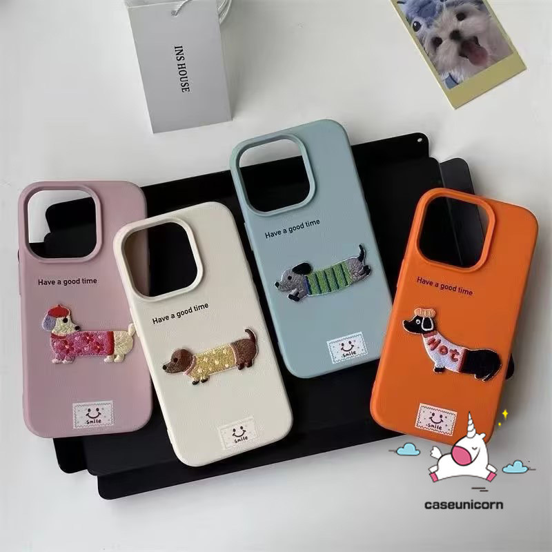 Puppy Funny Smile Face Luxury Leather Texture Skin Feel Case Tương thích cho IPhone 11 17 16 14 15 13 12 Pro Max XR X 16 15 14 Plus XS Max Air Đơn giản Dachshund Dog Soft Cover