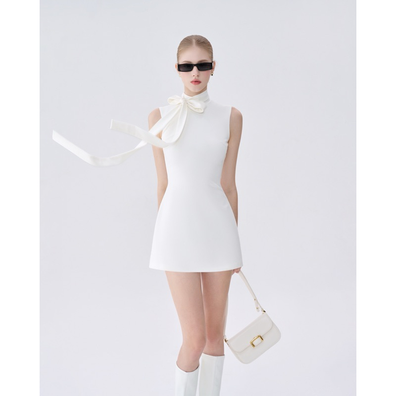 đầm cổ lọ sát nách kèm nơ rời - Ivy mini dress - RED BEAN