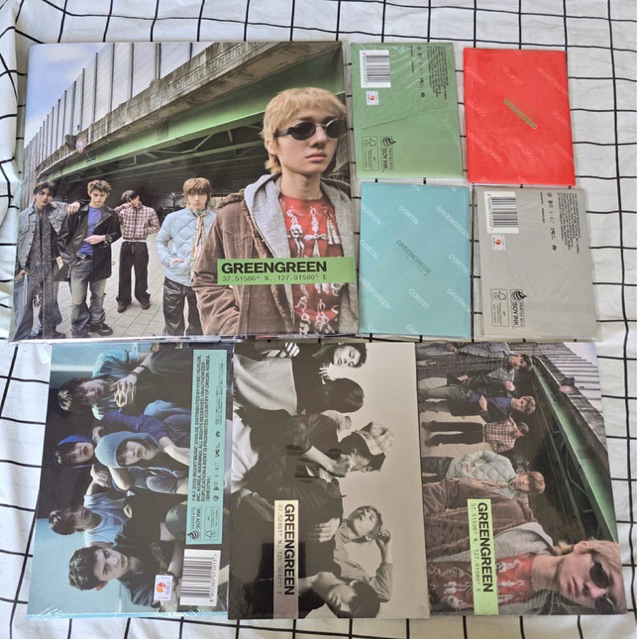 Album Cortis the 2nd ep Greengreen