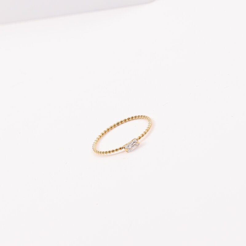 Nhẫn Mạ Vàng 18k Đính Đá Zircon Sang Trọng