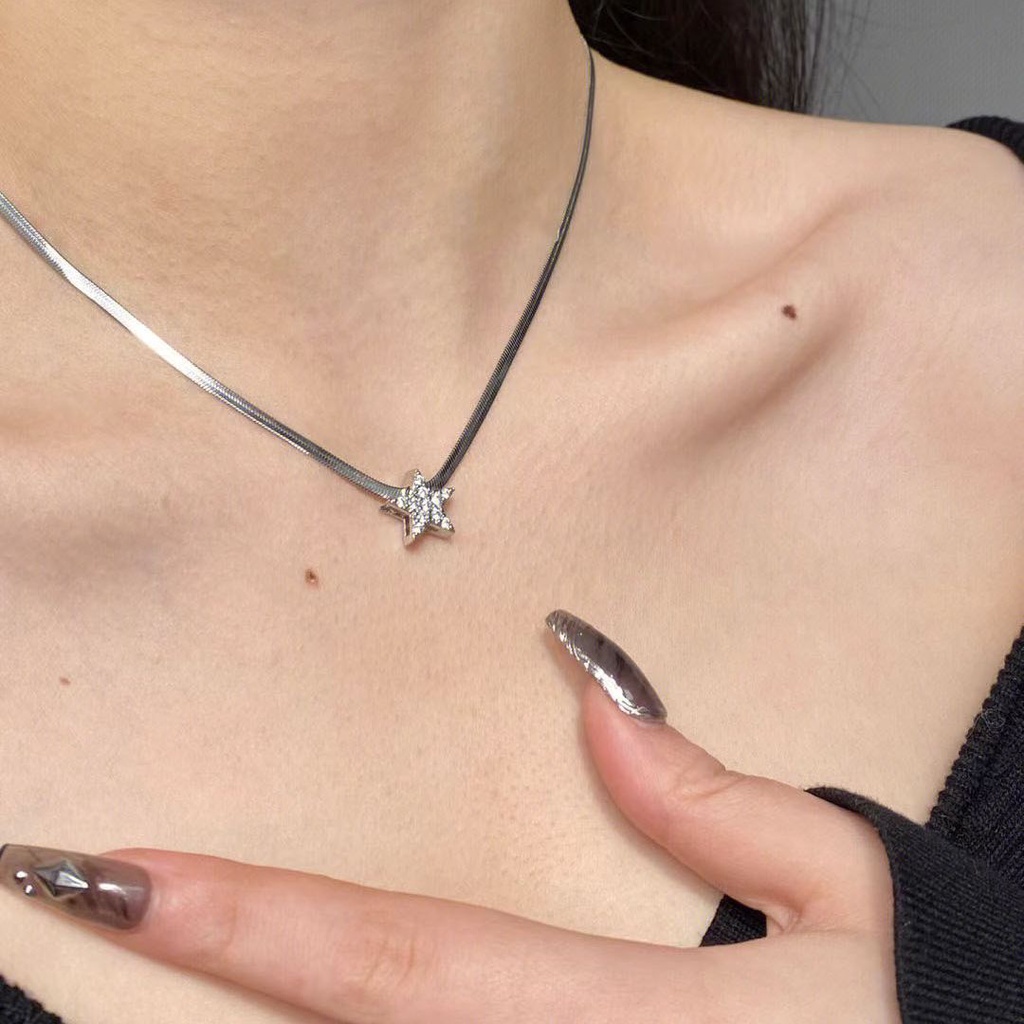 Vòng cổ Xương Rắn Ánh Sao Sang Trọng Cá Tính Cho Nữ