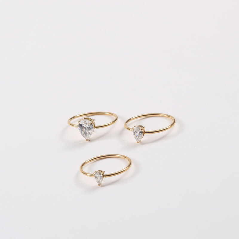 Nhẫn Mạ Vàng 18k Đính Đá Hình Giọt Nước