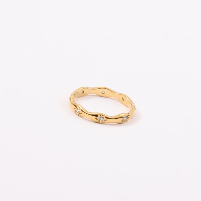 Nhẫn Thép Titan Mạ Vàng 18k Hình Ngôi Sao Đính Đá Xinh Xắn