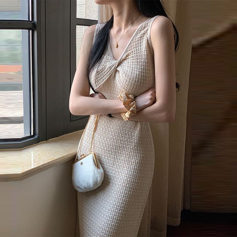 Ống Hút Sẵn Sàng 2023 Mùa Hè Mới Họa Tiết Thời Trang Ngực Thắt Nút Kẻ Sọc Dệt Kim Áo Vest Đầm Ôm Vừa vặn Ôm Hơn Váy Dài