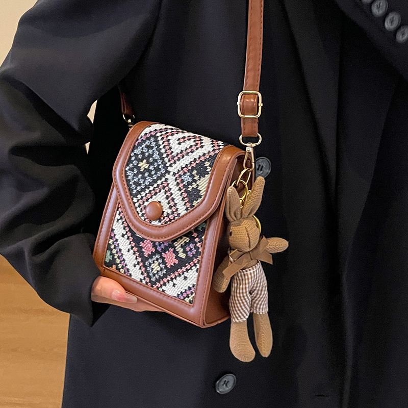Túi Đeo Chéo Đựng Điện Thoại Phong Cách Dân Tộc Cho Nữ