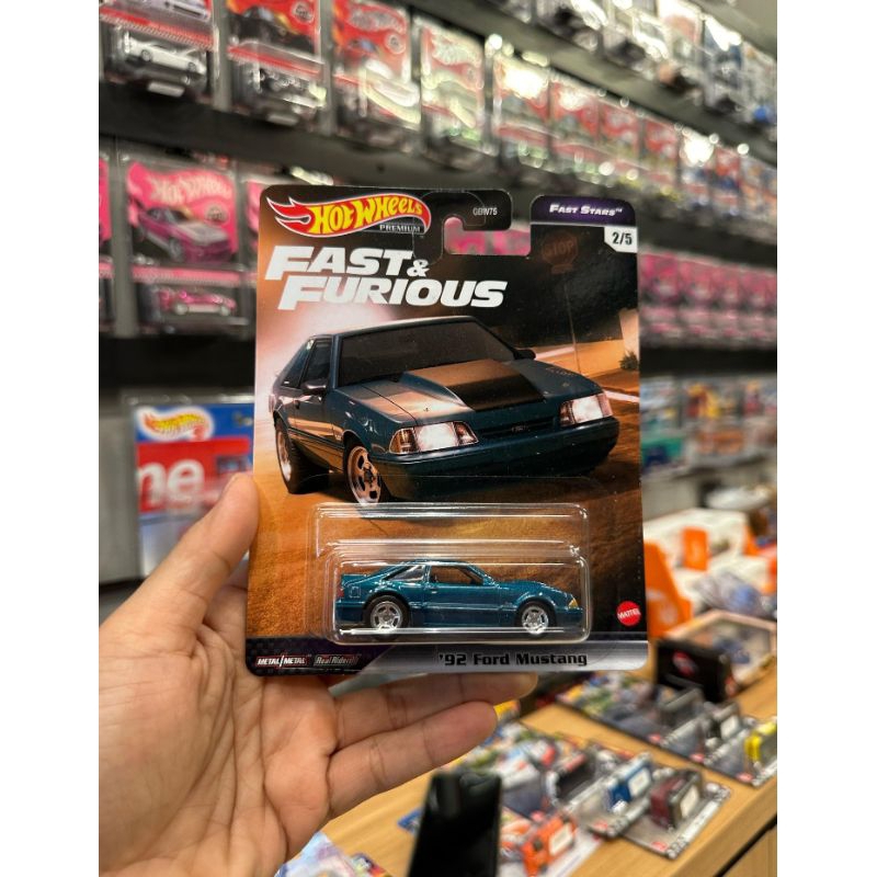 HotWheels Premium 92 FORD MUSTANG