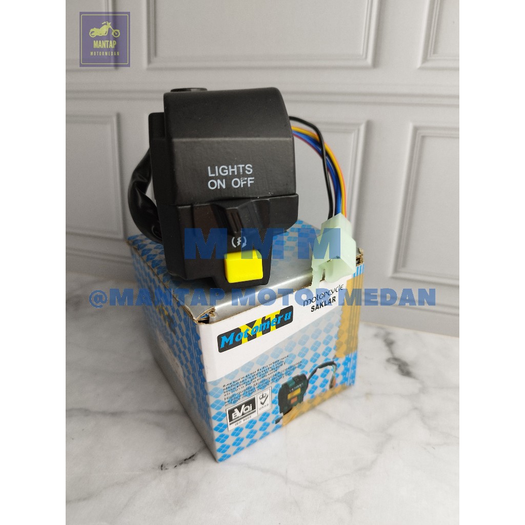 Giá đỡ công tắc đèn bên phải Yamaha F1ZR Force 1 ZR Jupiter Z Old Vega R Old Crypton