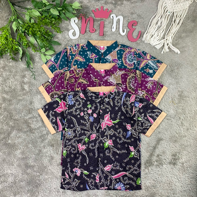 Áo sơ mi trẻ em thanh lịch Tirta Black Magenta Emerald Thích hợp cho các sự kiện trang trọng