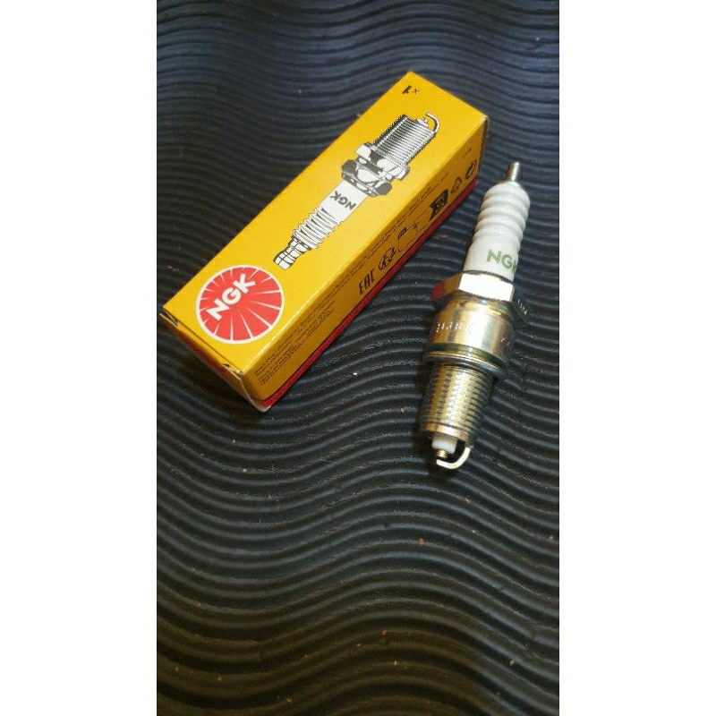 Bugi vespa sợi dài NGK