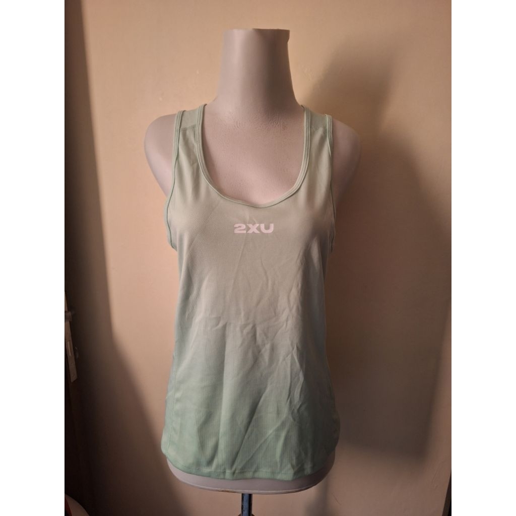 Xe tăng thể thao nữ 2XU size S