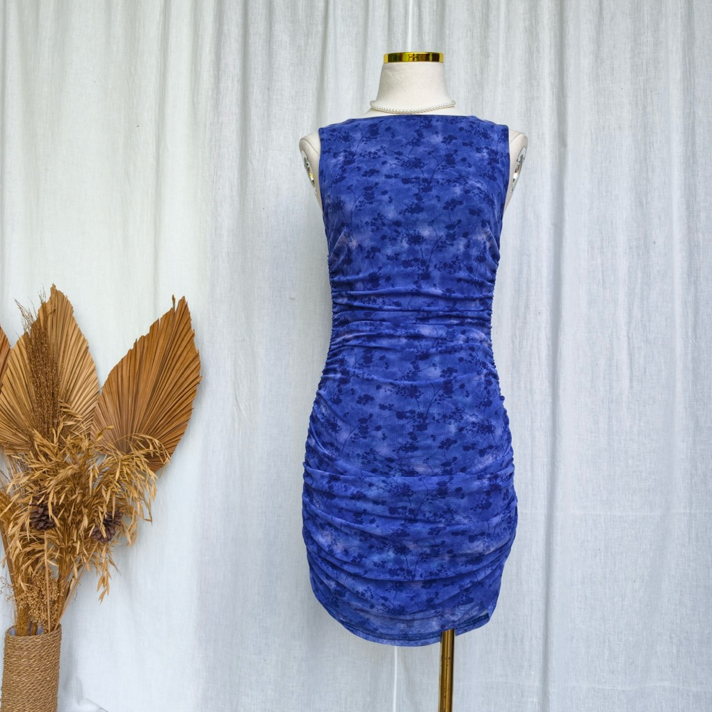 Đầm Bodycon Urban Outfitters