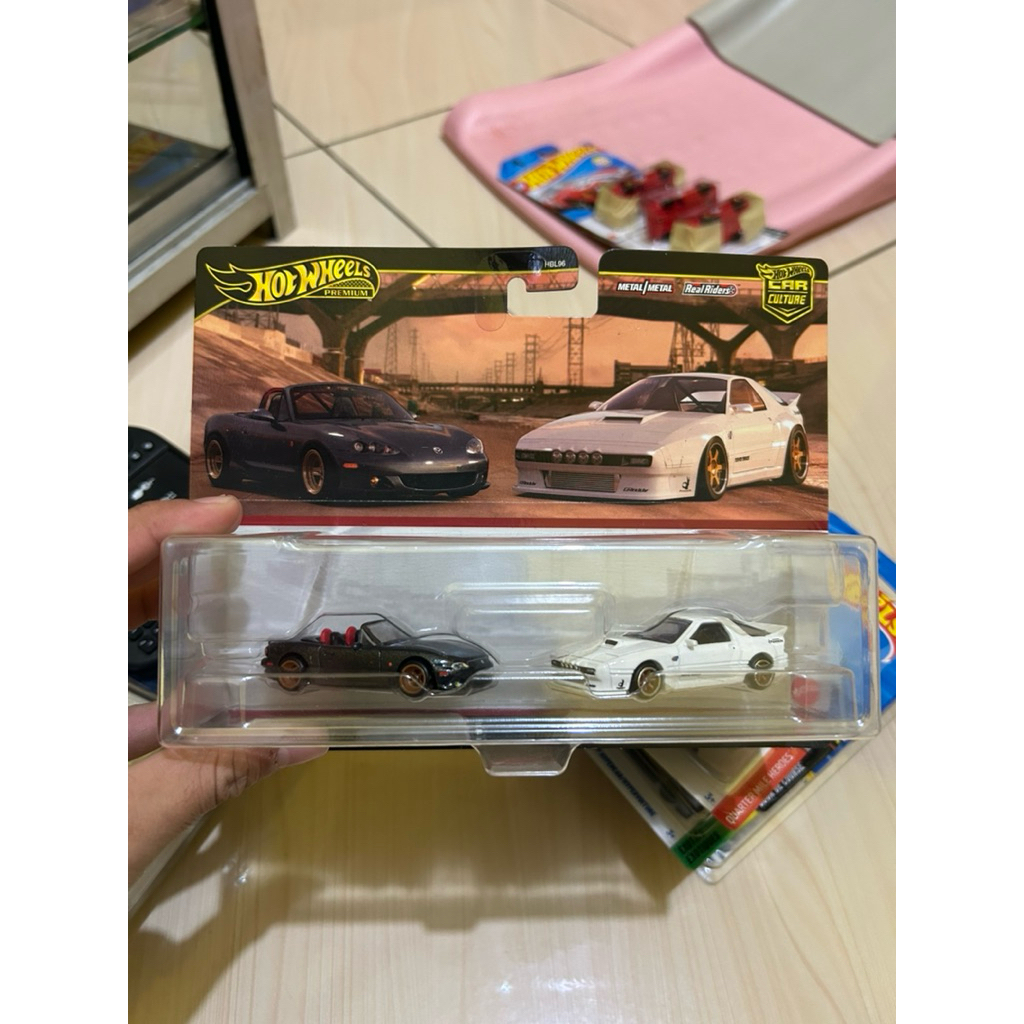 Hot Wheels Mazda 2 gói miata MX5 RX7 Pandem