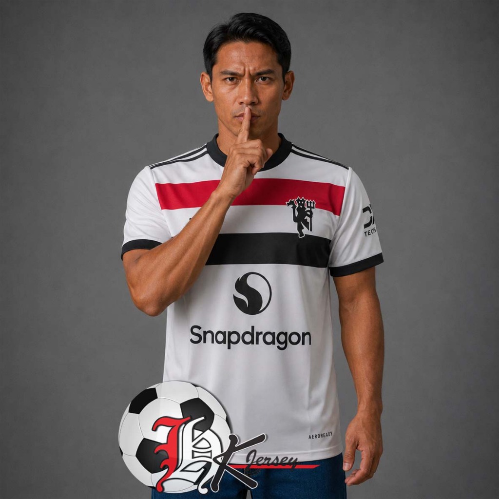 QUẠT - MU 3RD FOOTBALL JERSEY 2024 / 2025