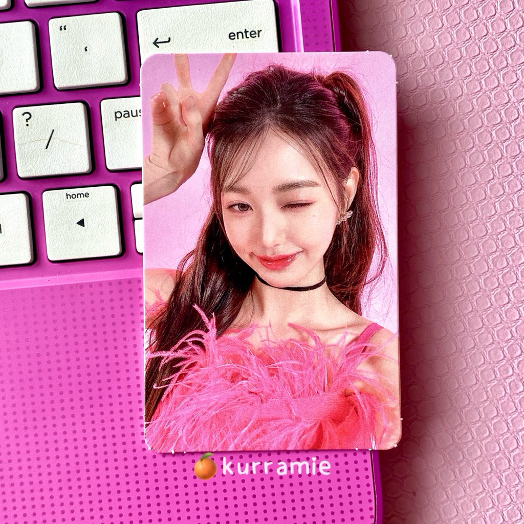 (bán giải phóng mặt bằng) pc wonyoung ive amuse r1 váy tua rua hồng photocard tư thế chính thức wink