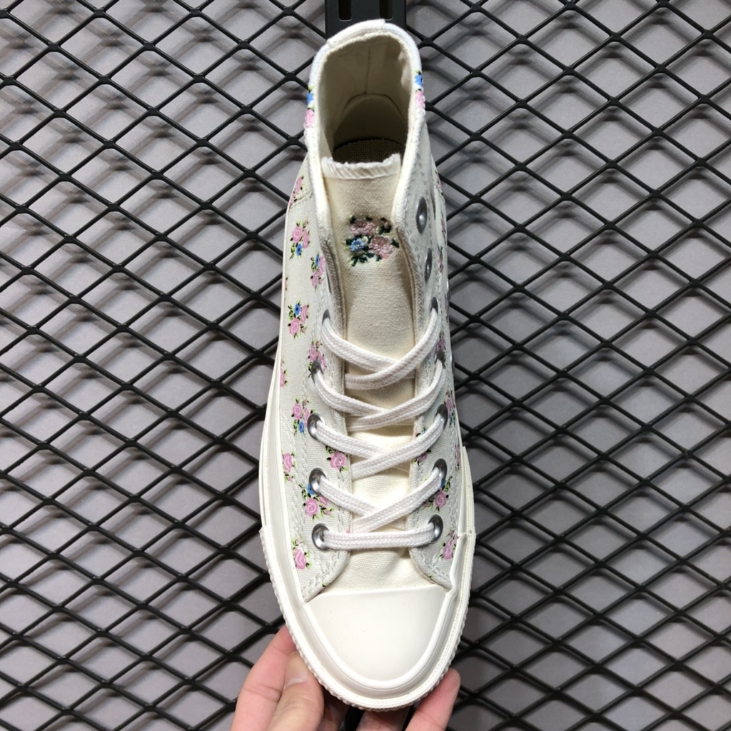 Giày Converse Vải Canvas Thêu Hoa Nhỏ Xinh Thời Trang Mùa Xuân 1970s Cho Nữ