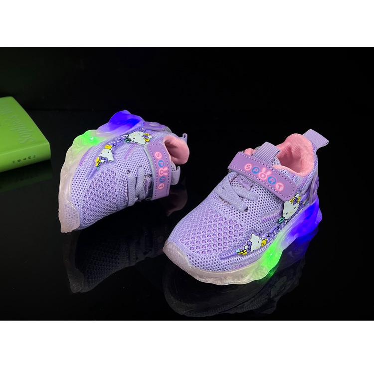 Giày Thể Thao Lưới Thoáng Khí Có Đèn LED Hình Hello Kitty Dễ Thương Cho Bé Gái