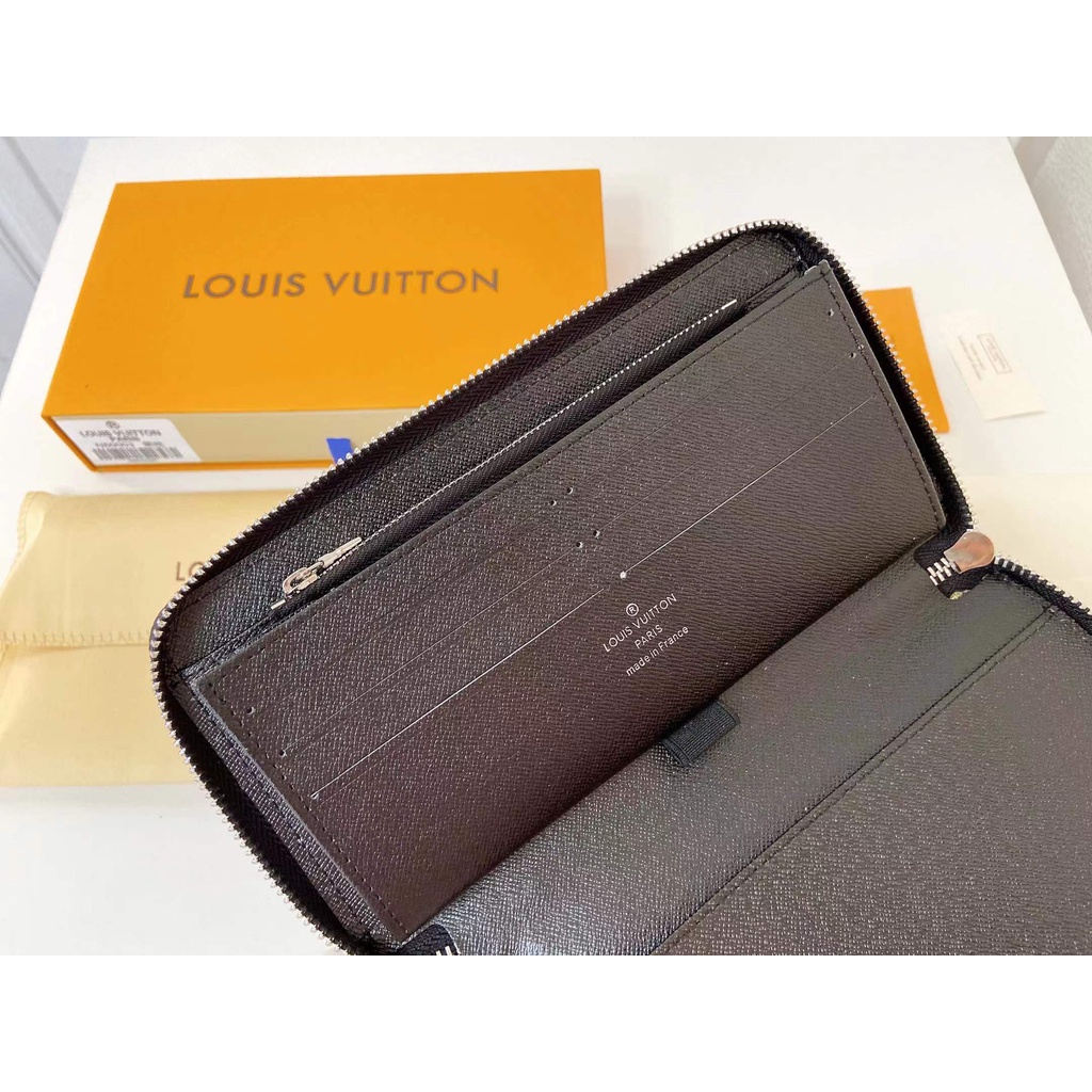 Ví Louis Vuitton LVM60003 Có Khóa Kéo Cao Cấp Thời Trang Dành Cho Nam