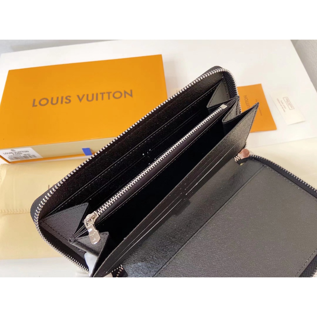 Ví Louis Vuitton LVM60003 Có Khóa Kéo Cao Cấp Thời Trang Dành Cho Nam