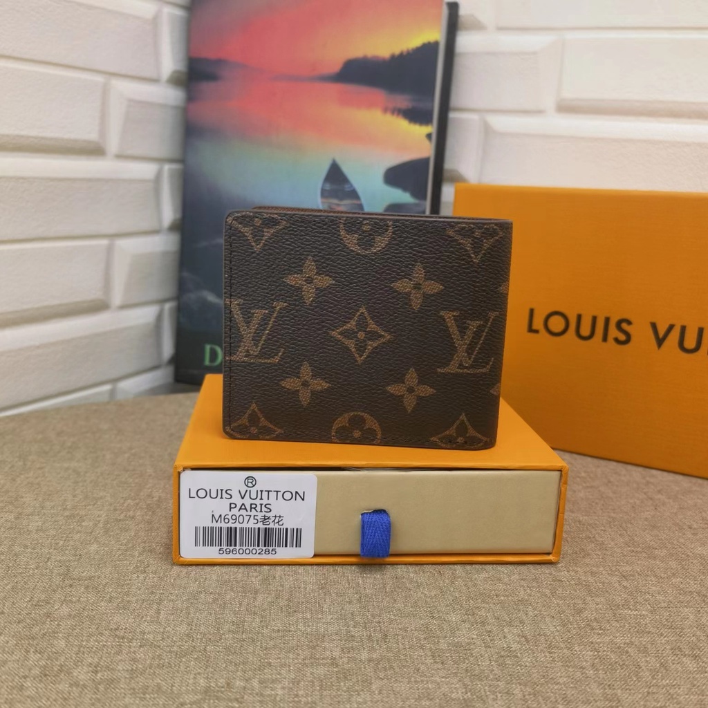 Ví Louis Vuitton LV Dáng Ngắn Phối Kẹp Cá Tính Cho Nam