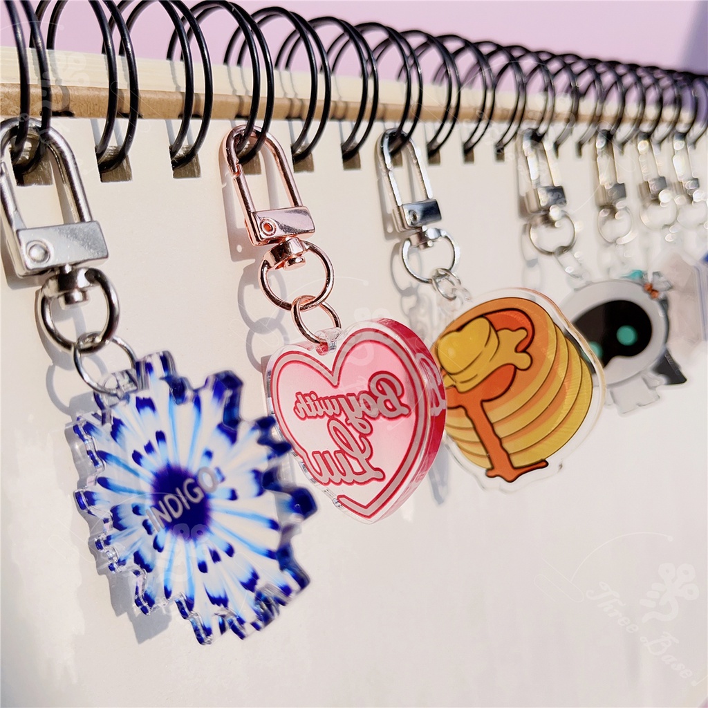 Móc Chìa Khóa Bằng Acrylic Hình Nhóm Nhạc BTS Hoạt Hình Dễ Thương