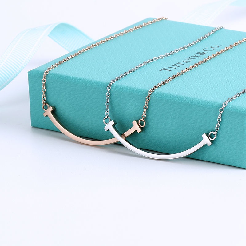Tiffany Vòng cổ Thép Titan Mặt Cười Và Mặt Cười Đơn Giản Cho Nữ [Không Phai Màu Và Không Dị Ứng]