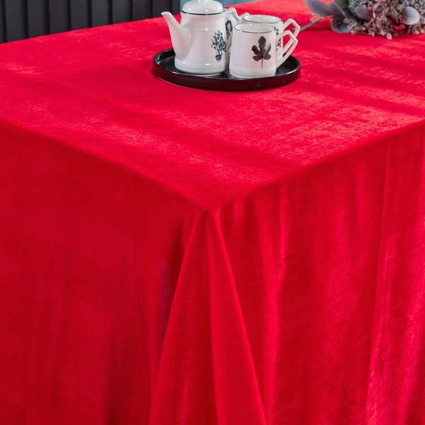 Khăn Trải Bàn Vải Nhung Đỏ Hình Chữ Nhật Sang Trọng