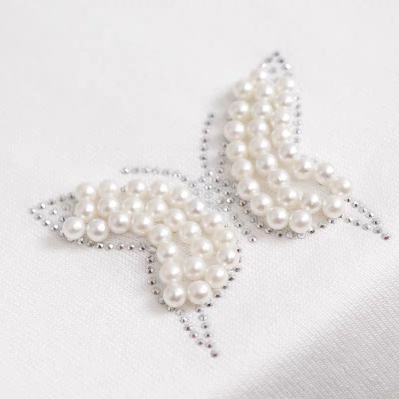 Áo Thun Mỏng Tay Ngắn Cổ Tròn Đính Hạt Hình Bướm Thời Trang Mùa Hè Hàng Mới Dành Cho Bạn Nữ