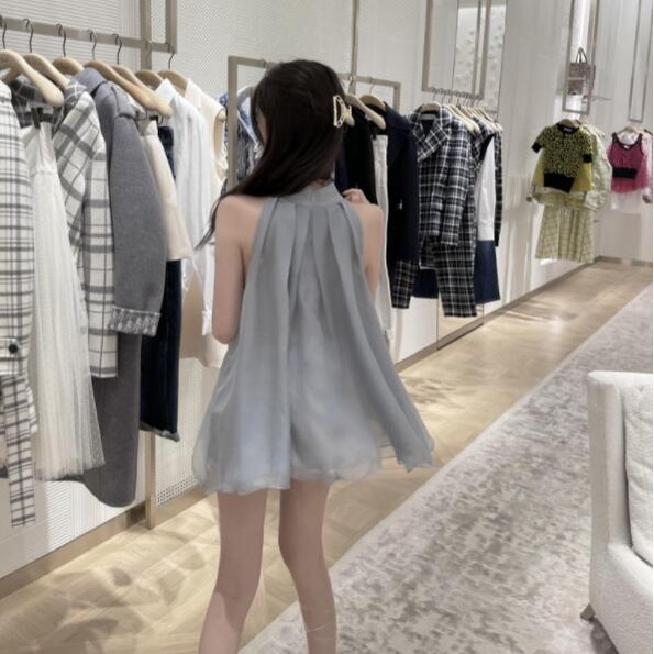 Áo Chiffon Sát Nách Dáng Rộng Xếp Ly Phong Cách Hàn Quốc