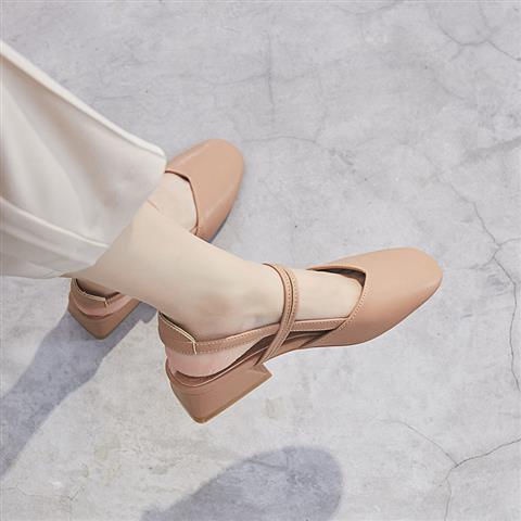 2023 giày cao gót quai mảnh sandal quai mảnh đế bệt giày cao gót trắng 5p giày cao gót trắng cô dâu giày cao gót trắng đế vuông Giày Sandal Một Mảnh Gót Dày Phong Cách Mới Mùa Hè Cho Nữ