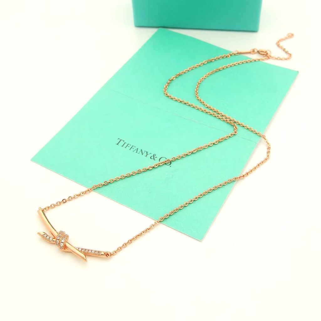 Vòng cổ Thời Trang Mạ Vàng Hồng 18K Thắt Nút Ti & CO / Thắt Nút