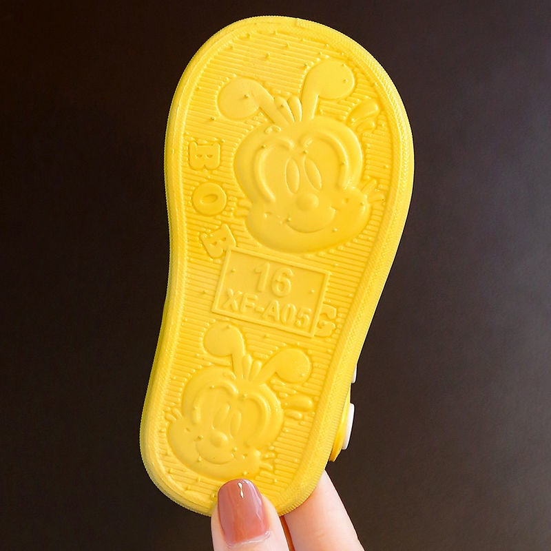 Giày Sandal Không Thấm Nước Chống Trượt Có Khóa Hình Pikachu Hoạt Hình Cho Bé 1-2 - 3 Tuổi