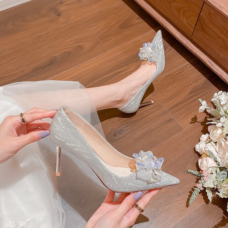 Giày Cao Gót Đính Đá Mũi Nhọn Thời Trang Sang Trọng