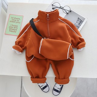 Set đồ 2 món gồm áo hoodie cotton kèm quần dài thể thao dành cho trẻ em