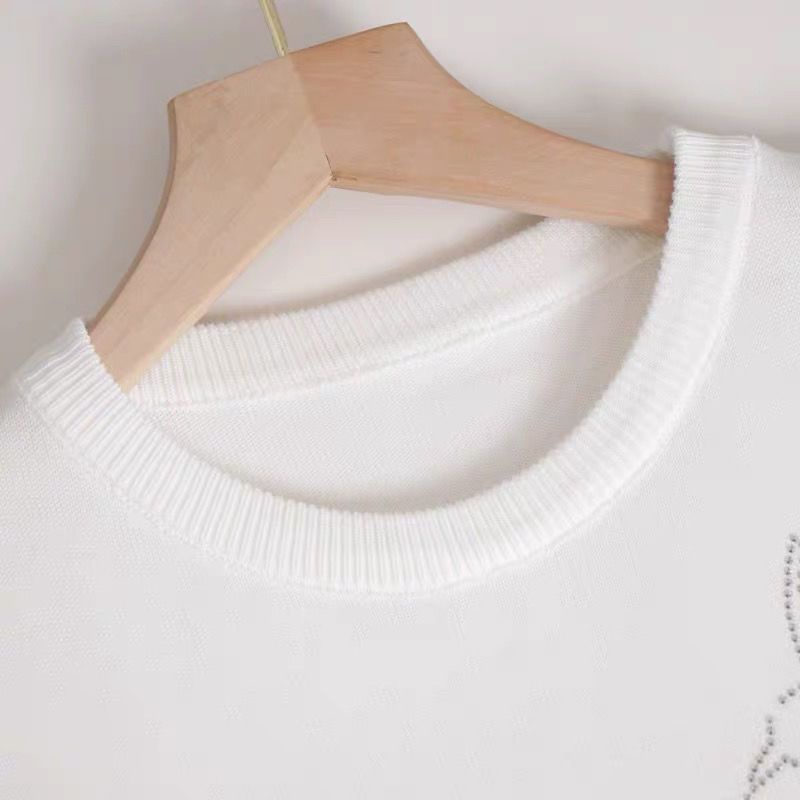 Áo Thun Mỏng Tay Ngắn Cổ Tròn Đính Hạt Hình Bướm Thời Trang Mùa Hè Hàng Mới Dành Cho Bạn Nữ