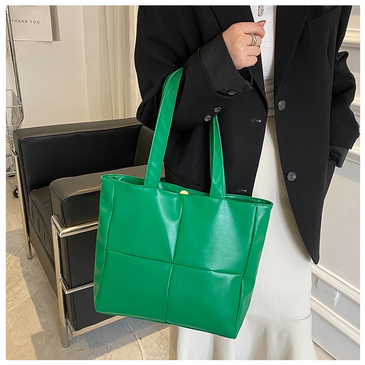 Túi Xách Da Màu Đen / Trắng Cỡ Lớn 30 * 35cm