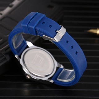 Đồng Hồ Dây Silicone Thời Trang