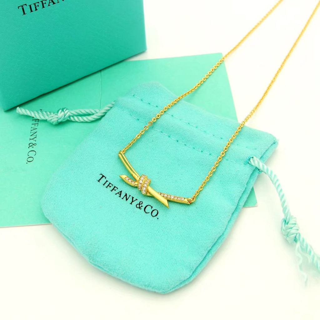 Vòng cổ Thời Trang Mạ Vàng Hồng 18K Thắt Nút Ti & CO / Thắt Nút