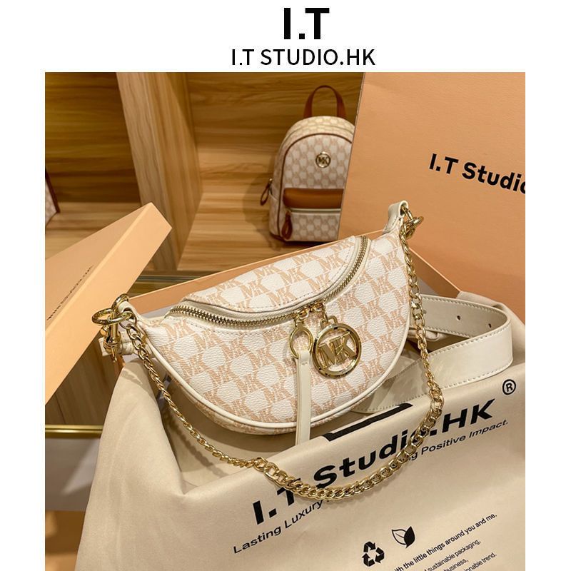 Túi Xách Đeo Chéo Phối Dây Xích Thời Trang Xu Hướng Mới Cho Nữ