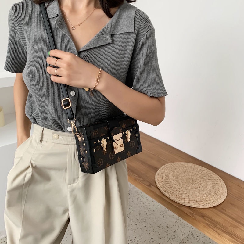 Túi Đeo Chéo Da Pu Khóa Hình Vuông Cỡ Nhỏ Họa Tiết Hoa Thời Trang Cho Nữ