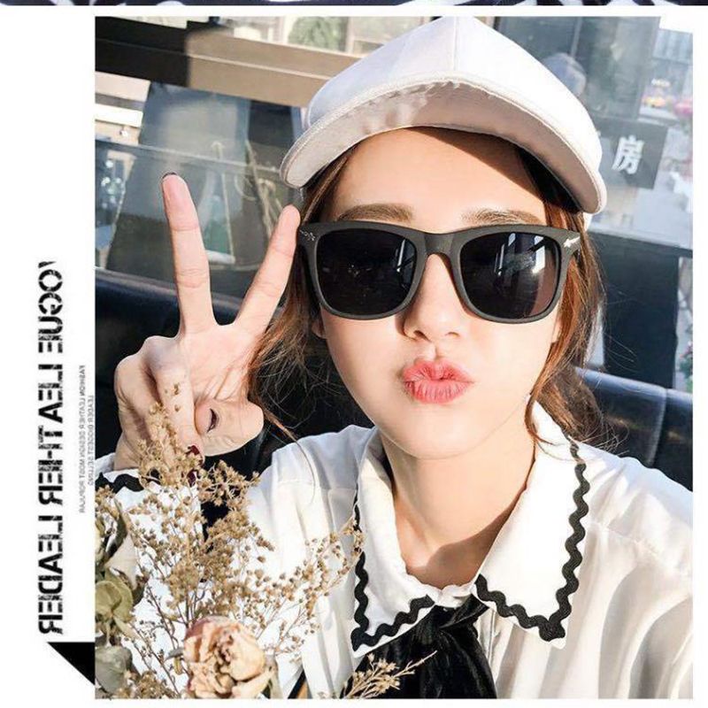 Kính Mát Thời Trang Harajuku Đường Phố Họa Tiết Rằn Ri Ba Chiều Mẫu Mới 2020