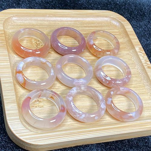 Nhẫn Đá Mã Não Hoa Anh Đào Tự Nhiên Dễ Phối Đồ Chạy Bộ