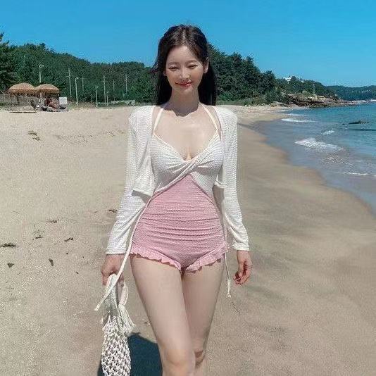 Bộ Đồ Bơi Hai Mảnh Ôm Dáng Màu Hồng Phong Cách Loly