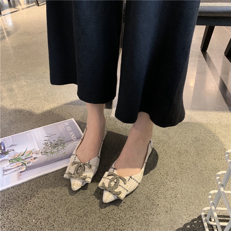 Giày Búp Bê Mũi Nhọn Đính Đá Thời Trang Hàn Quốc 2022 Dành Cho Nữ / Size 34-46