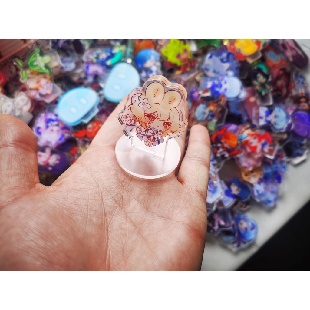 1 Mô Hình Nhân Vật Game Genshin Va Chạm Zhongli Diluc Venti Paimon Bằng acrylic 6cm Để Bàn Trang Trí